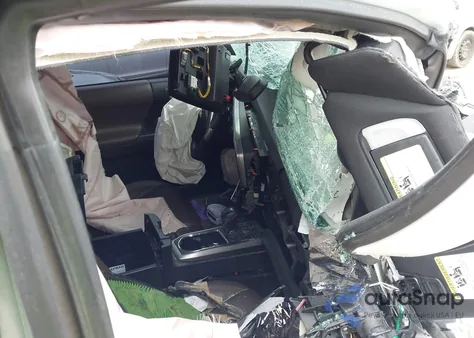 2017 Toyota Tacoma Limited из США, поврежденный, VIN 5TFGZ5AN1HX062053